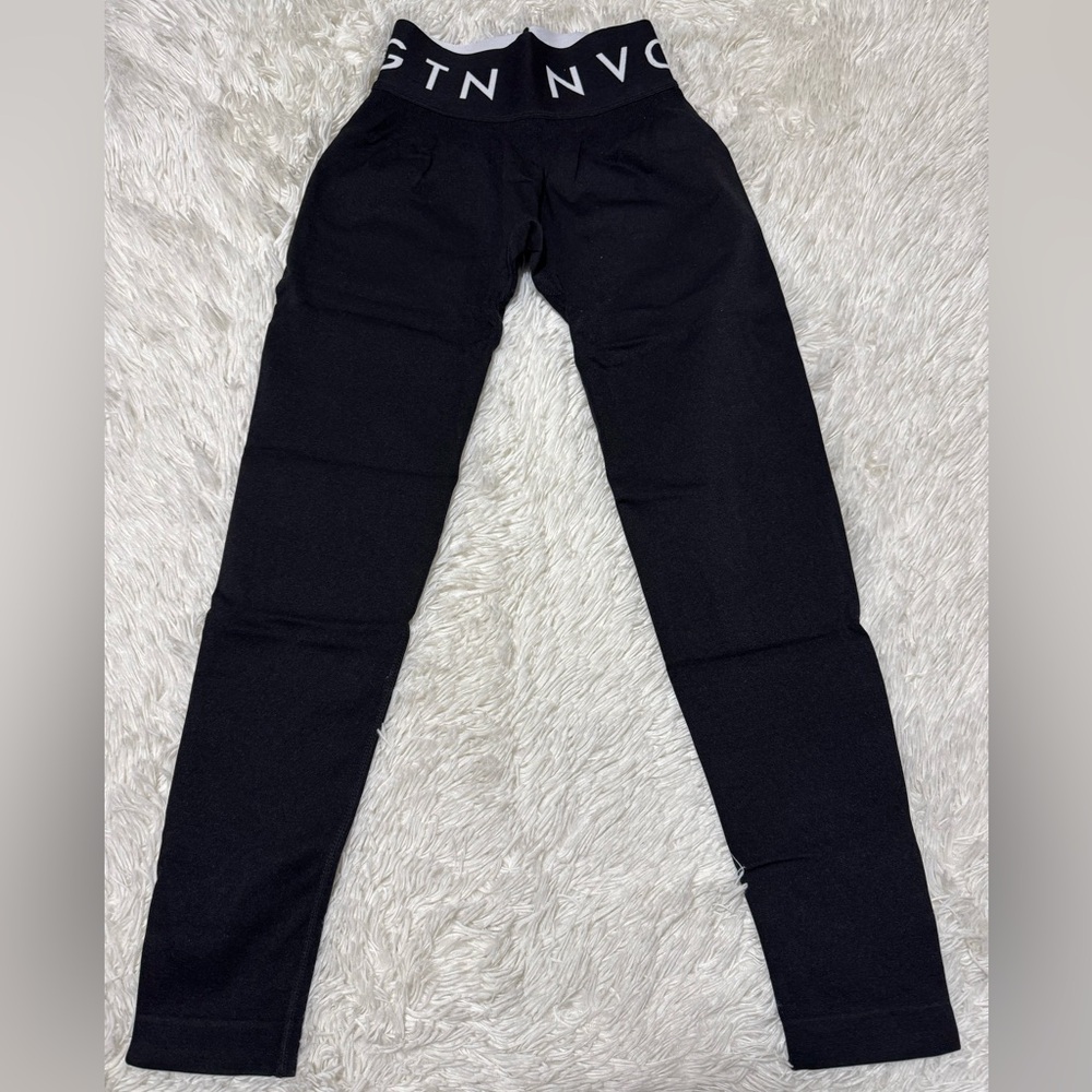 NVGTN Black Women's Leggings